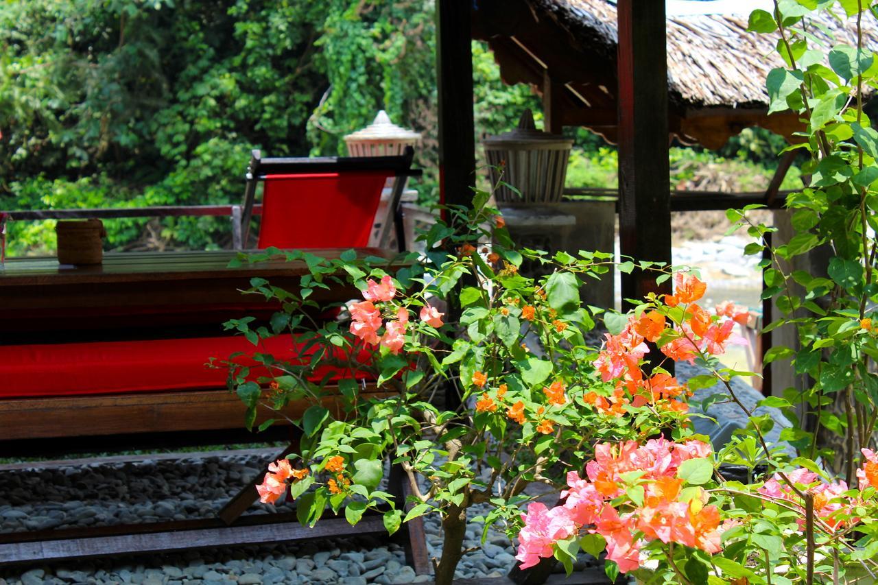 Ecotravel Cottages Букит Лаванг Екстериор снимка